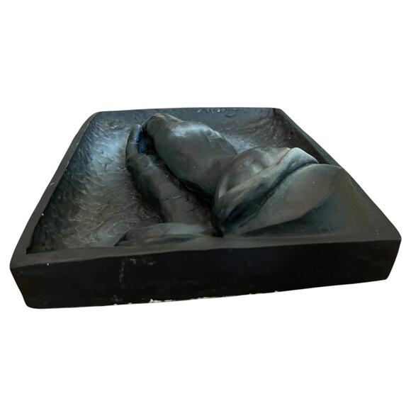 Praying Hands Dimensional Plaster Wall Hanging Plaque 10.5" x 8" x 1.5" - Picture 5 of 12